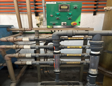 Foto: SISTEMA DE TROCA IÔNICA - SOFT - C2VR600 - CONTENDO 9 TANQUES COM FILTRO DE CARVÃO - ANO 2014
