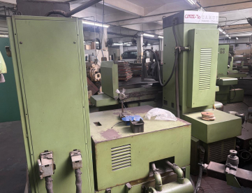 Foto: RETIFICA PLANA TANGENCIAL DE PRECISÃO  CAMUT (Italia ) MODELO MINI 406 -COM DAE FORM DE FAZER RAIO NO REBOLO -400 X 600 -ANO 1998