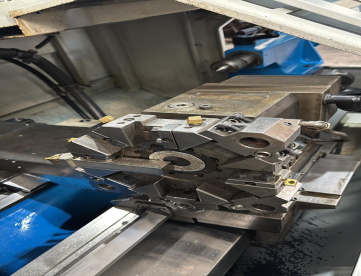 Foto: Torno CNC Romi Centur 30D