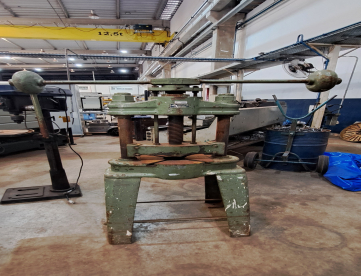 PRENSA MECÂNICA MANUAL - CHINELATTO - 15TON