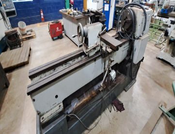 Foto: TORNO MECÂNICO TECH AMERICAN C6246 - 460 X 1500MM - ANO 2010