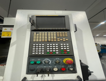 Foto: Centro de Usinagem Vertical ROMI DISCOVERY 560