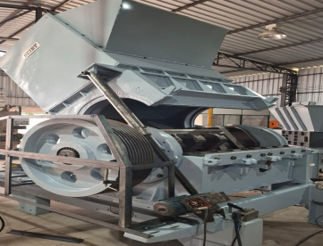 Foto: MOINHO GRANULADOR PARA PLASTICO SEIBT MGHS 1100 - MOTOR 100CV - REFORMADO