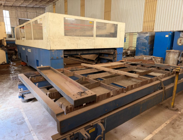 Foto: MÁQUINA DE CORTE A LASER - MARCA TRUMPF -MODELO L3020 - 3000 X 1500 X 115- ANO 2005