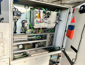 Foto: TORNO ROMI CNC CENTUR 35 MULTIPLIC - 500MM X 1500MM - SIEMENS - ANO 2010