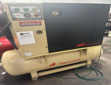 COMPRESSOR DE PARAFUSO - INGERSOLL - UP6 125 - ANO 2020