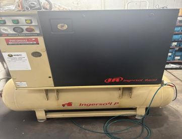 Foto: COMPRESSOR DE PARAFUSO - INGERSOLL - UP6 125 - ANO 2020