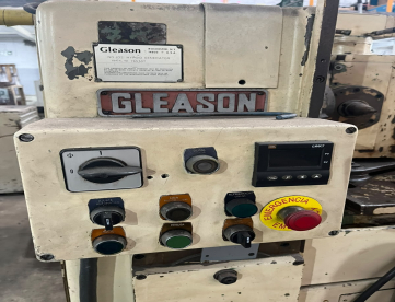 Foto: GERADORA DE ENGRENAGENS CÔNICAS ESPIRAIS E HIPOIDAIS - GLEASON MOD.102