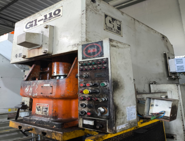 Foto: PRENSA EXCÊNTRICA - TIPO C - CHIN FONG - OCP 110 - 110 TONS - MESA 1.150 x 680 MM