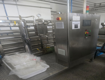 ESTERILIZADOR 3000L-H LEITE E AVEIA ZONTAINOX ANO 2024 (SEMINOVO)