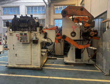 Foto: PRENSA HIDRÁULICA FINE BLANKING - SCHIMID - HSR 630X-TRA - ANO 2008 - COM CONJUNTO ENDIREITADOR ALIMENTADOR - LASA DE 400 X 8MM