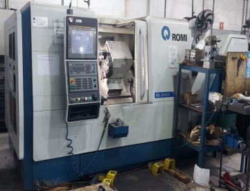 CENTRO DE TORNEAMENTO CNC ROMI GL250M – ANO 2021– COM FERRAMENTAS ACIONADAS