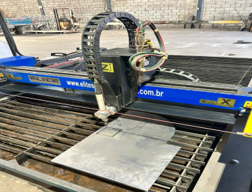 Foto: MESA DE CORTE CNC - ELITE - AMETISTA II - COM TOCHA PLASMA HYPERTHERM 105