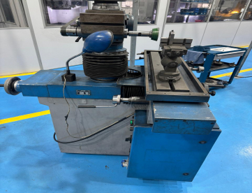 Foto: AFIADORA UNIVERSAL DE FERRAMENTAS TICAR T500 - ANO 2022