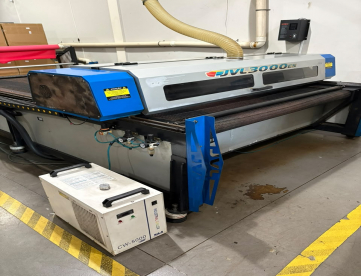 Foto: MÁQUINA DE CORTE A LASER - CNC - JVL 3000 ES - ANO 2021