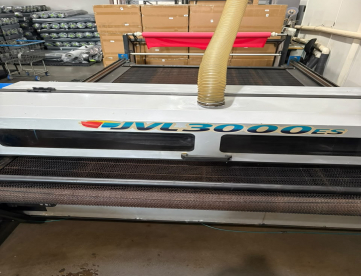 Foto: MÁQUINA DE CORTE A LASER - CNC - JVL 3000 ES - ANO 2021