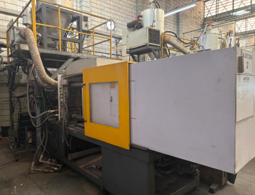 Foto: INJETORA DE PLASTICOS SINITRON SYA -2500 DT- 250 TONELADAS -ANO 2009