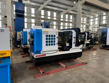 TORNO CNC BARRAMENTO PARALELO - 500MM X 1000MM - HIDRÁULICO - CK