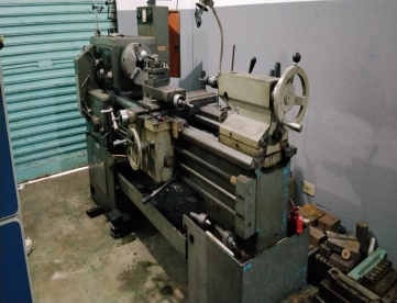 Foto: TORNO MECÂNICO - TURRI - T-220 (440X1500MM)