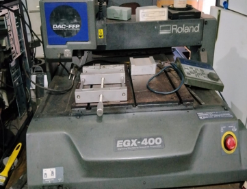 Foto: FRESADORA CNC ROUTER - ROLAND - EGX-400