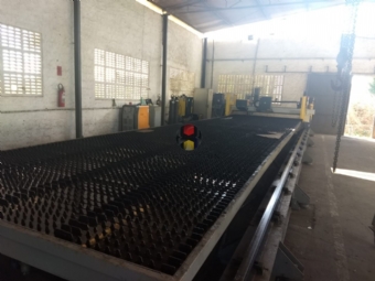 Foto: MÁQUINA DE CORTE PLASMA CNC - ALTA DEFINIÇÃO - OXIPIRA - ANO 2014