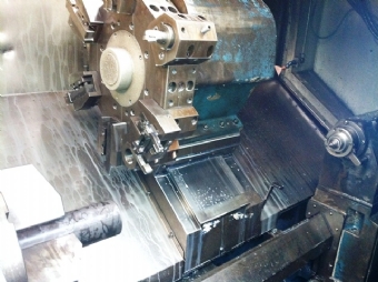 Foto: TORNO CNC ROMI GALAXY 30 - ANO 2002