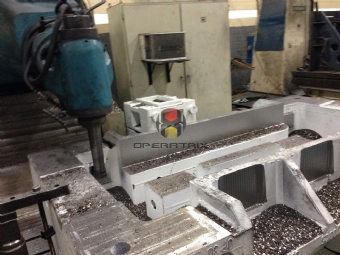 Foto: FRESADORA CNC ANAYAK - VH Plus - 3000 - Ano 2001 - 3000 x 1370 x 1760 MM