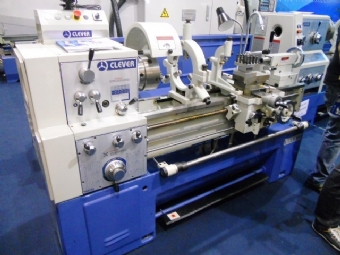 Foto: TORNO HORIZONTAL CLEVER L-1640