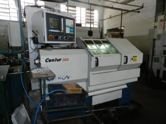 Foto: TORNO CNC ROMI - CENTUR 30D 500MM - ANO 2000