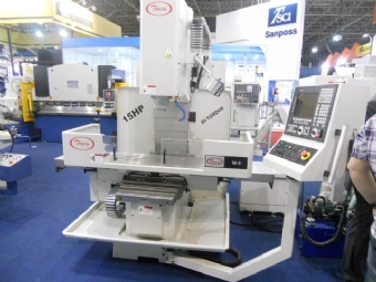 Foto: FRESADORA CNC TRAVIS M-6