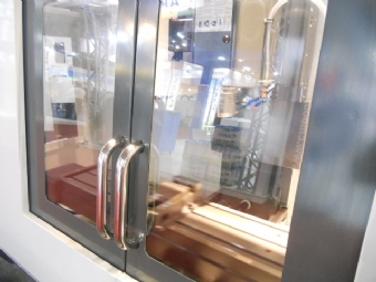 Foto: FRESADORA CNC HAAS TM-2P