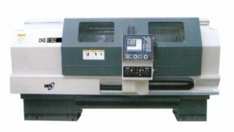 Foto: TORNO CNC MODELO E380Z/3000