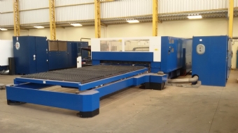 Foto: MÁQUINA CORTE A LASER - TRUMPF - TRUMATIC 4030 - ANO 2000