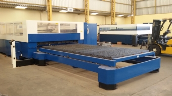 Foto: MÁQUINA CORTE A LASER - TRUMPF - TRUMATIC 4030 - ANO 2000