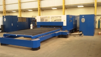 Foto: MÁQUINA CORTE A LASER - TRUMPF - TRUMATIC 4030 - ANO 2000