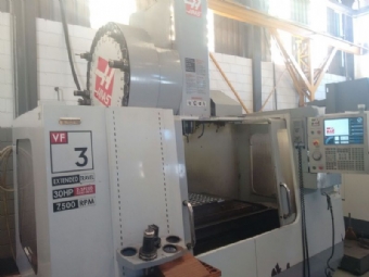 Foto: CENTRO DE USINAGEM VERTICAL HAAS VF-3YT/50