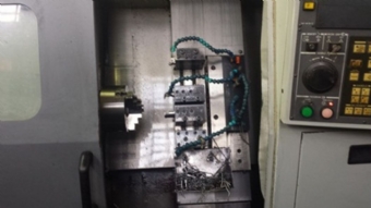 Foto: TORNO CNC HYUNDAI KIT400