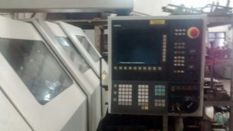 Foto: TORNO CNC ROMI CENTUR 40