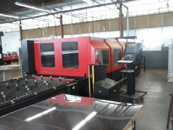 Foto: MÁQUINA DE CORTE A LASER AMADA 4000 WATTS