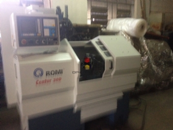 Foto: TORNO CNC CENTUR 30D ANO 2004