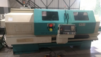 Foto: TORNO CNC SINITRON 1500MM