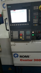 Foto: TORNO CNC ROMI - CENTUR 30D - 1000MM - ANO 2010