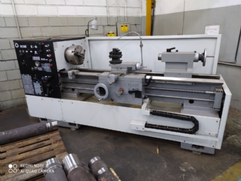 Foto: TORNO MECANICO ROMI E-40 500MM X 1500MM