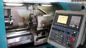 Foto: TORNO CNC SINITRON KAO 2260 - 520MM X 1500MM - ANO 2011