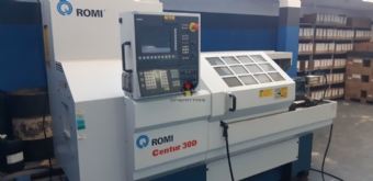 Foto: TORNO CNC ROMI - CENTUR 30D - 1000MM - ANO 2007