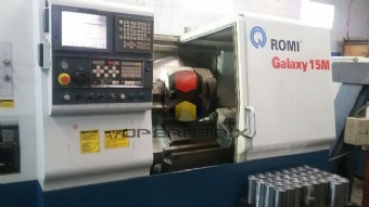 Foto: TORNO CNC ROMI - GALAXY 15M - COM FERRAMENTA ACIONADA - ANO 2005