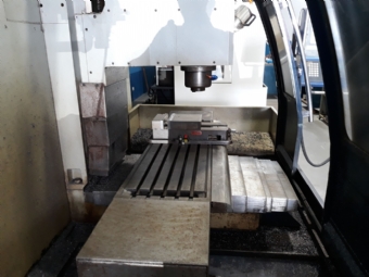 Foto: FRESADORA CNC VEKER VK 4400 - ANO 2007