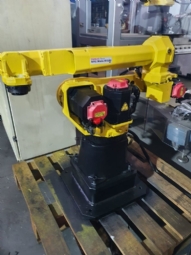 Foto: ROBÔS PARA AUTOMAÇÃO fanuc -ARCMAT 100IC  6 L  ALCANCE 1.600 mts - 6 KG - ANO 2011