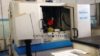 Foto: AFIADORA CNC COM 5 EIXOS SCHUTTE - ANO 1996