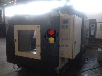 Foto: CENTRO DE USINAGEM CNC VEKER VMC 1500 - ANO 2011